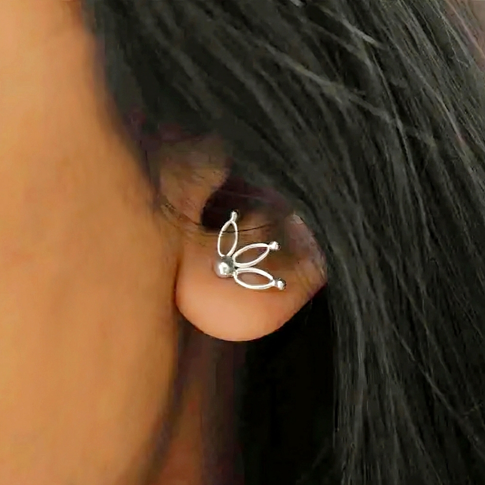 925 Sterling Silver Open Wire Lotus Flower Stud Earrings Dainty Minimalist; NWOT